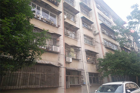 出售龙都龙源教师公寓3室1厅2卫30.2平中档装修